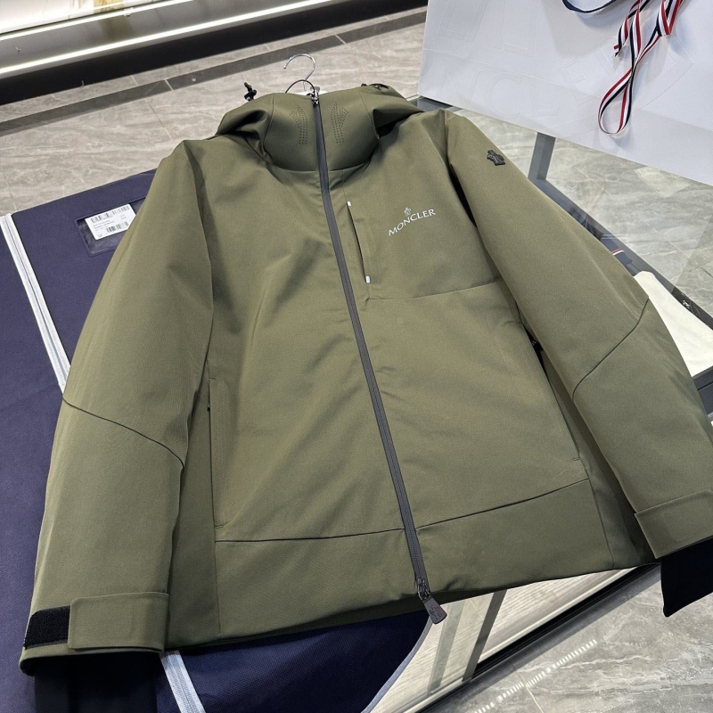 Ba*len*cia*ga down coat